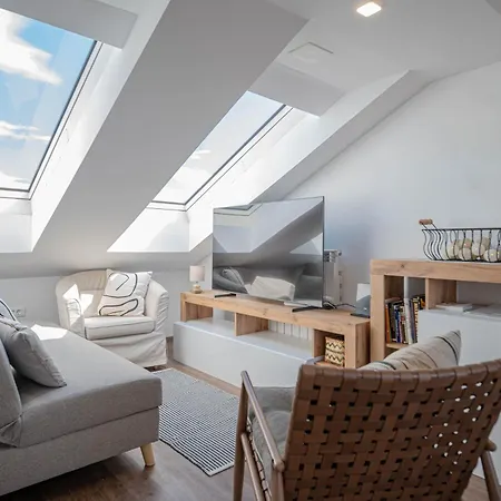 See My Sea Apartment Luxury Heritage Home * Pula